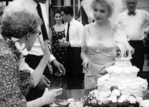 Свадьба Мэрилин Монро и Артура Миллера, 1956 год